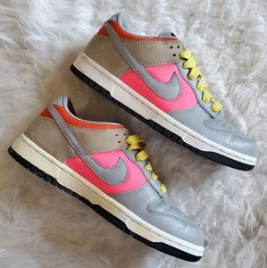 Nike Women's Dunk Low